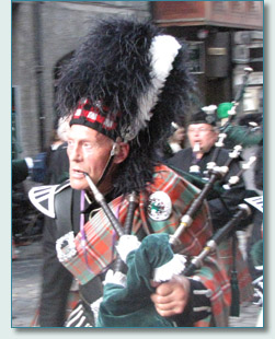 An Auld Piper on the Clan Parade, The Gathering 2009, Edinburgh