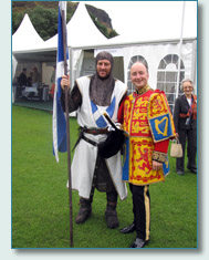 'Robert the Bruce' with his descendant the Lord of Elgin and Kincardine, at The Gathering 2009, Edinburgh