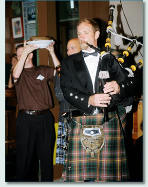 Maui Celtic Robert Burns Night - Roger McKinley piping in the Haggis