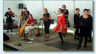 Celtic Waves, Lisa Gomes and dancers at the Hawaiian Scottish Games '09