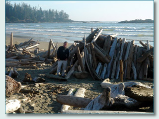 Hamish Burgess at a surf hut on Vancouver Island '06