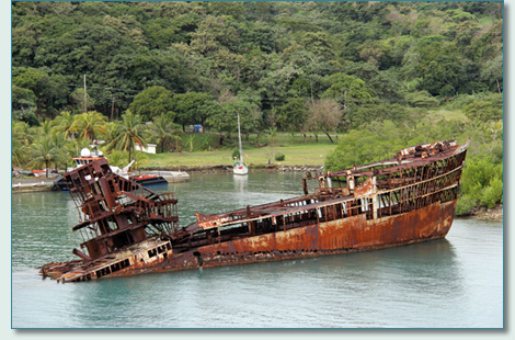 Mahogany Bay shipwreck, Roatan, Bay Islands, Honduras