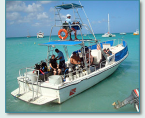 Unique Sports of Aruba dive boat
