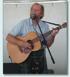Ed Miller ath the Hawaiian Scottish Games '09